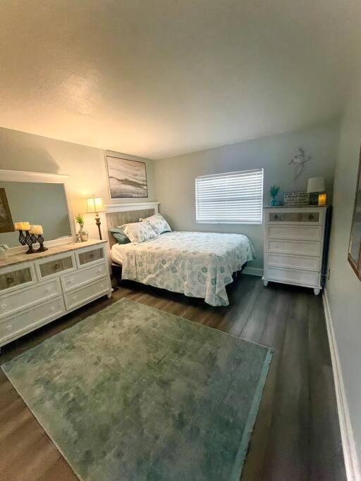 Sparkling 2Bed 1Bath Beach Home - Unit 214 Cocoa Beach Eksteriør billede