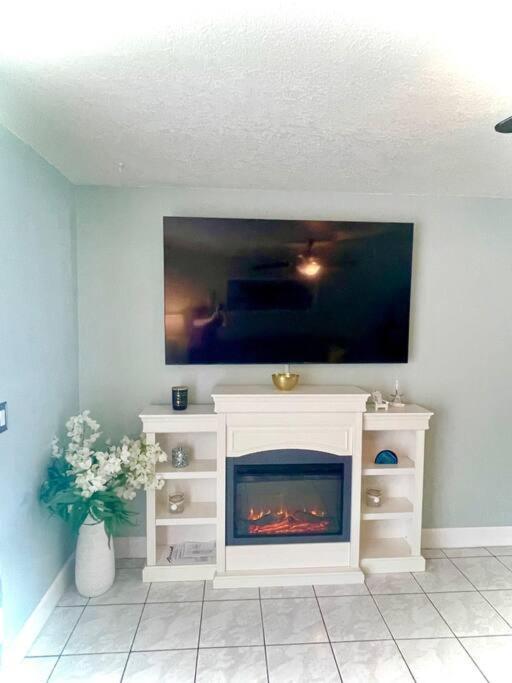 Sparkling 2Bed 1Bath Beach Home - Unit 214 Cocoa Beach Eksteriør billede