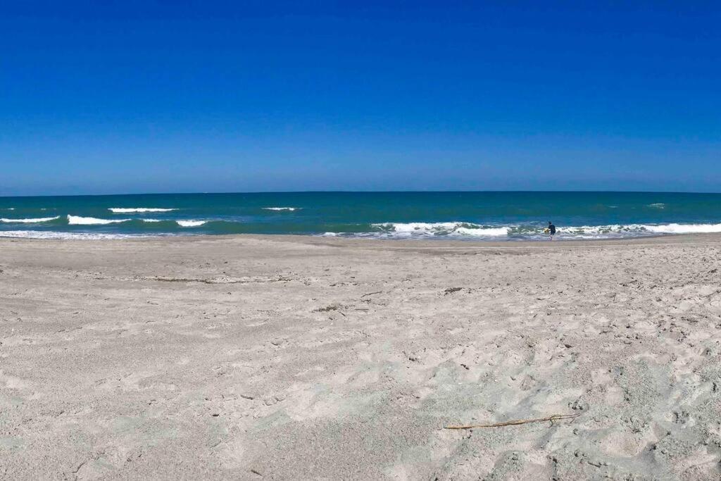 Sparkling 2Bed 1Bath Beach Home - Unit 214 Cocoa Beach Eksteriør billede