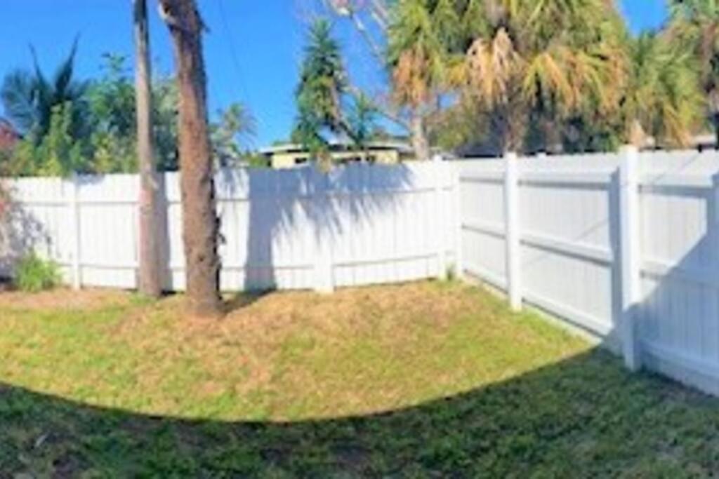 Sparkling 2Bed 1Bath Beach Home - Unit 214 Cocoa Beach Eksteriør billede